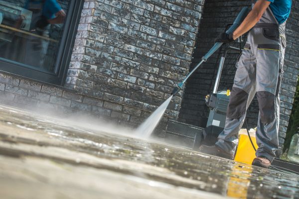 Cost of Concrete And Brick Cleaning in Manassas