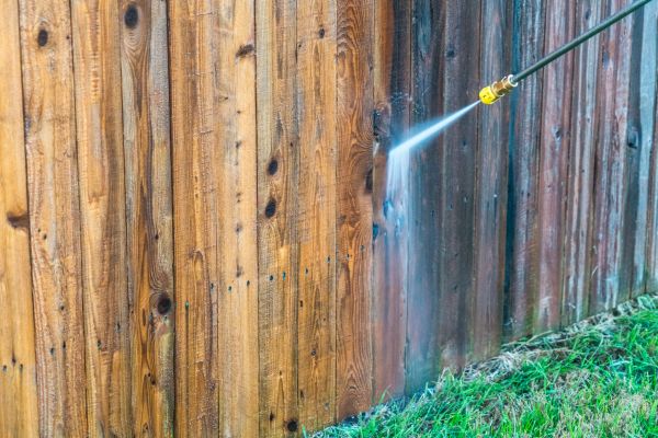 Cost of Fence Pressure Washing in Manassas
