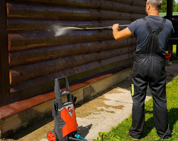 Cost of Log Home Power Washing in Manassas