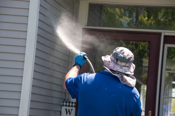 Siding Pressure Washing in Manassas