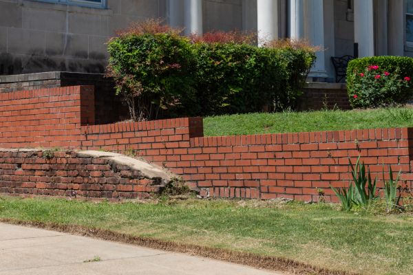 Retaining Wall Cleaning in Manassas